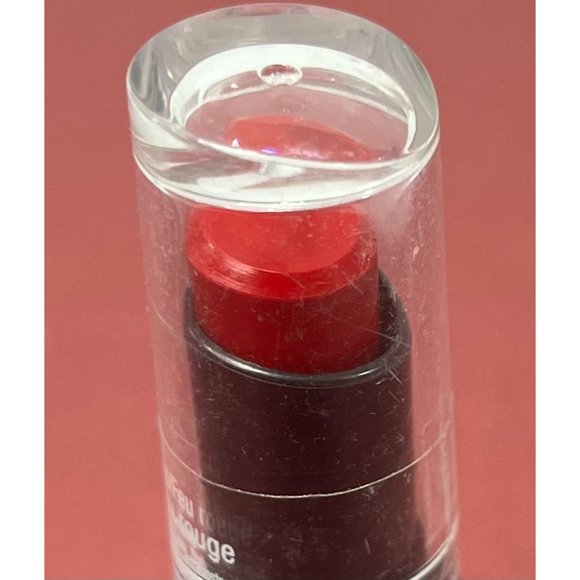 Wet n Wild - Megalast - Matte Lip Color - Lipstick - 911D Stoplight Red - Picture 5 of 6